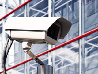 Камеры видеонаблюдения и многофункциональные домофоны для повышения безопасности